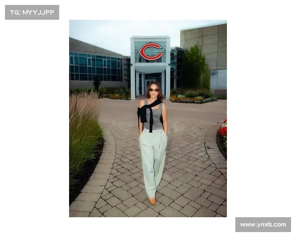 杜兰特绅士风度大展现 与美女记者连线邀请共赴比赛与晚餐